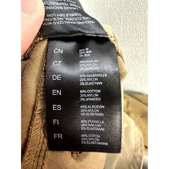 Kuhl Shorts Capris Mens 40 Brown Teak Outsider Longer Length Outdoor Hiking - Picture 12 of 13